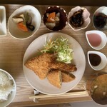 ごはんカフェDDC 永平寺店 - ミックスフライ御膳