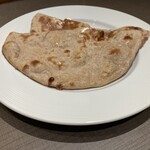 ZEERA - ロティです。ふんわり香るバターつき