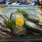 魚喜 - いわしづくし握り寿司は帰宅中には偏ってしまった