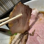 なにわ麺次郎 雅 - 地鶏だし醤油らーめん