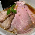 なにわ麺次郎 雅 - 特製地鶏だし醤油らーめん