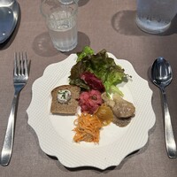Russian Restaurant ROGOVSKI 銀座 - 前菜どれも美味しい