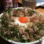 牛たん ひらつか 本店 - 月見サラダ