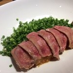 牛たん ひらつか 本店 - タタキ