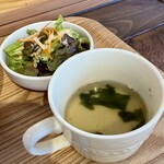 Cafe&Dining にこり - パスタセット　スープ&サラダ付き　エビ&ベーコン（ペペロンチーノ）+アイスコーヒー