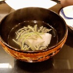 304343056 - じゅんさいと鮎魚女のお椀