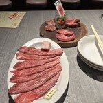 ヤキニク銀河 - 