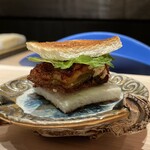 すし玲 - 鰻サンド。