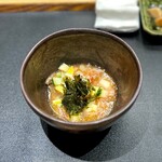 鮨処 海月 - トマト出汁ご飯、見えないけれど焼きのどぐろ入り