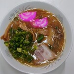 キャッスル - 料理写真:令和7年6月 営業時間(17:30〜22:00)
中華そば 税込700円