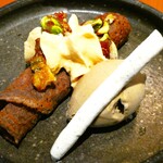 炭火焼きステーキ灰屋 - カカオのクレープと珈琲のアイスクリーム