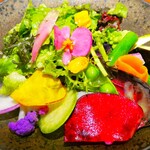 炭火焼きステーキ灰屋 - 野菜のサラダオードブル