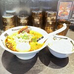 カラシビ味噌らー麺 鬼金棒 池袋店 - 