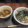 なぜ蕎麦にラー油を入れるのか。 西武新宿店