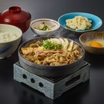 牛すきやき定食