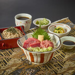 本まぐろ丼とミニ麺セット