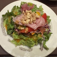 トラットリアイタリア 銀座店 - ガーデンサラダ