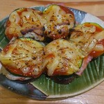 居酒屋どんでん返し - 夏野菜とベーコンのトマトチーズ焼き（500円）
