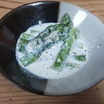 居酒屋どんでん返し - アスパラアンチョビソテー（500円）
