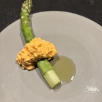 Claro - 北海道の極太アスパラとタルタル、これも絶品