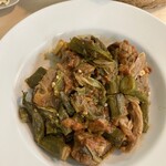 HUJRA HALAL FOOD & RESTAURANT - 上から