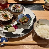 銀座米料亭 八代目儀兵衛 - 米主菜とご飯のお供