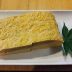 荒磯料理　海女小屋 - 出汁巻き。出汁感がいい。