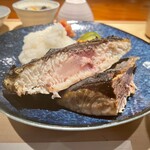 青山 おとと - 炭火焼　塩ぶり　2,400円