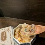 大正サロン 髭とボヰン - 