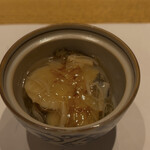 鮓 きずな - 徳島鳴門あわびの蒸し寿司　青森ほし貝柱