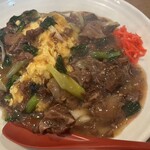 ラーメン処 よなかそば - 牛すじあんかけ卵炒飯
