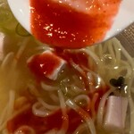 らぁ麺もう利 - 梅肉、投入です♪