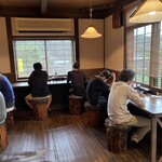 ラーメン貴丸 - お一人様様の　カウンター席　10席有りますよ