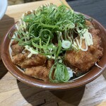 らぁ麺 ゆうち - 唐揚げ丼500円　コスパ良すぎ！