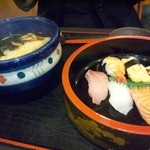 Kitahachi Taraiudon - 寿司セット