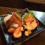 炉端 いっぷく - 刺盛り一人前　¥1,380