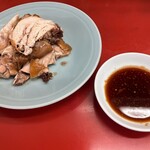 新珍味 - 蒸し鶏さんでーす。①