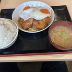 中毒飯 チョモランマ - 