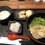 美の庵 - いりこ油しょうゆうどん　大根おろし　　　白ごはん少なめ