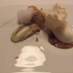 アコルドゥ - X'mas　「バスクの冬　放たれた羊たち　想像の森」