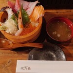 海鮮問屋 三宮 セリ壱 - 