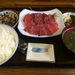 飯処 たの字 - 中落ち定食