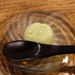 温石 - ずんだの翡翠餅