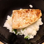 温石 - 甘鯛の西京焼きと甘辛唐辛子のご飯