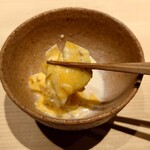 温石 - コリンキーの胡麻酢和え