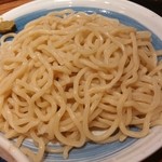 Taishoukennekusuto - 中盛400gの自家製麺は中太ウェーブでしっかり〆られてコシがあります