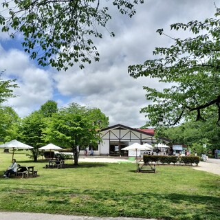 千本松牧場ソフトクリームショップ_2