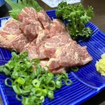 三酉屋 - 馬刺し