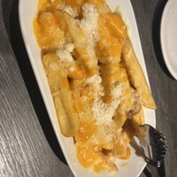 カリフォルニアラウンジ ステーキ＆ワイン 川崎店 - ちょっと濃くて固まりやすいけどチーズフライは美味しい。