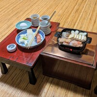 ぼたん - 調理風景 ... 炭火焼きです